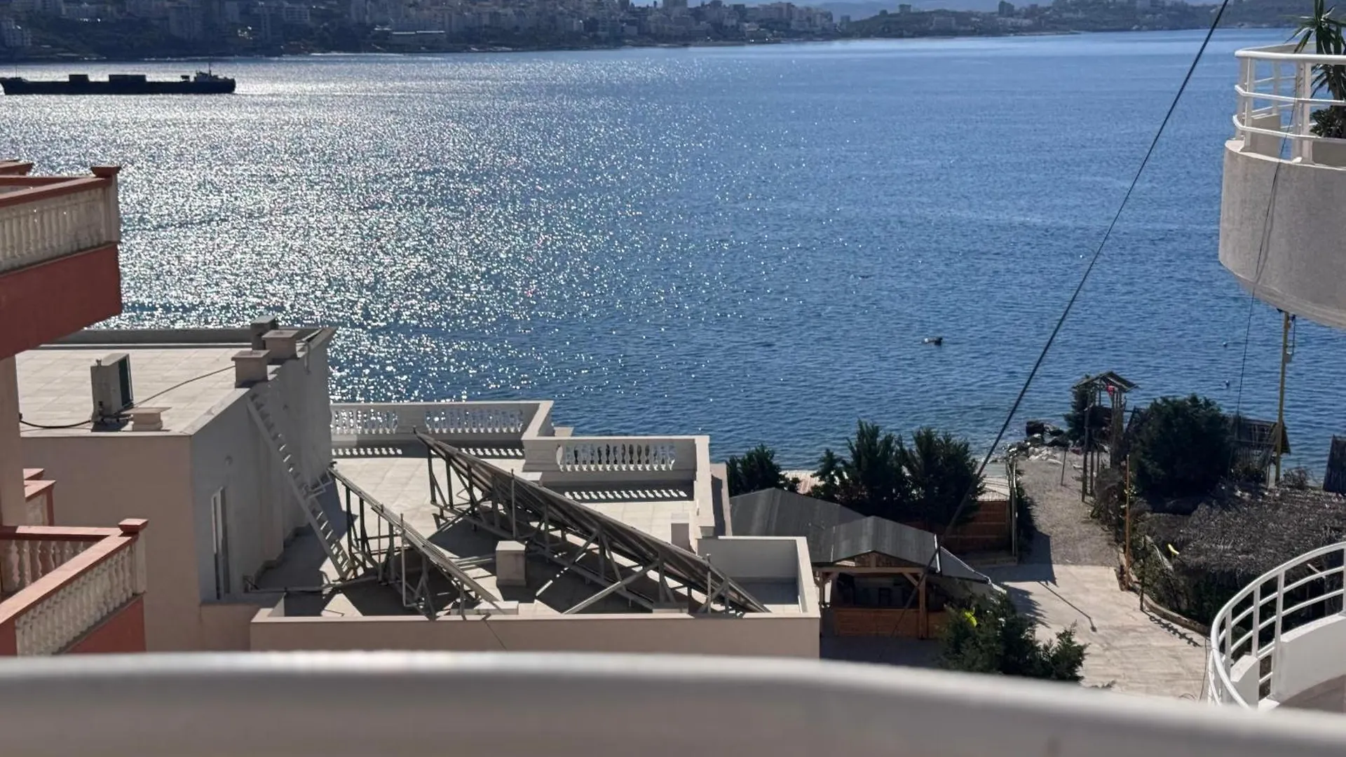 Airstay Seaview Saranda 0*, Sarandë